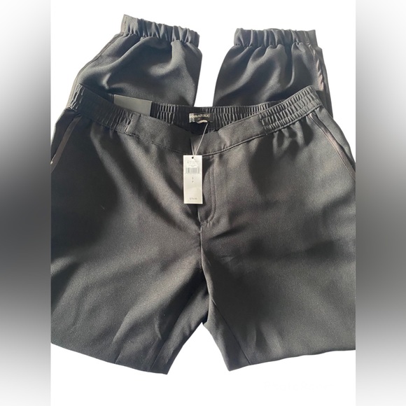 Banana Republic Women’s Dress Pants Chiffon Satin Never Worn Black Work Pant - Picture 1 of 7